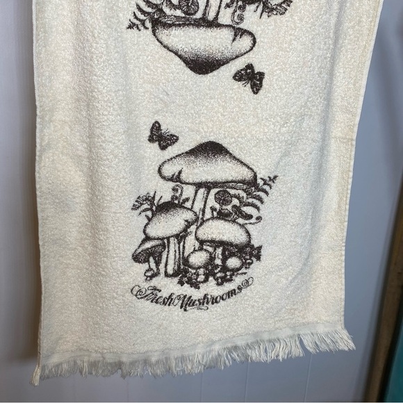 Vintage Cannon USA Mushroom Towel Fringe Cotton Loop Yarn Fresh MCM Butterfly - Picture 5 of 10